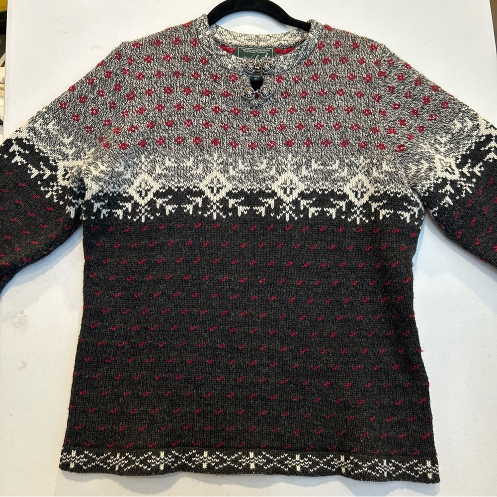 Woolrich VINTAGE Heavy Wool Nordic Fair Isle Sweater Metal Frog Clasps Size M